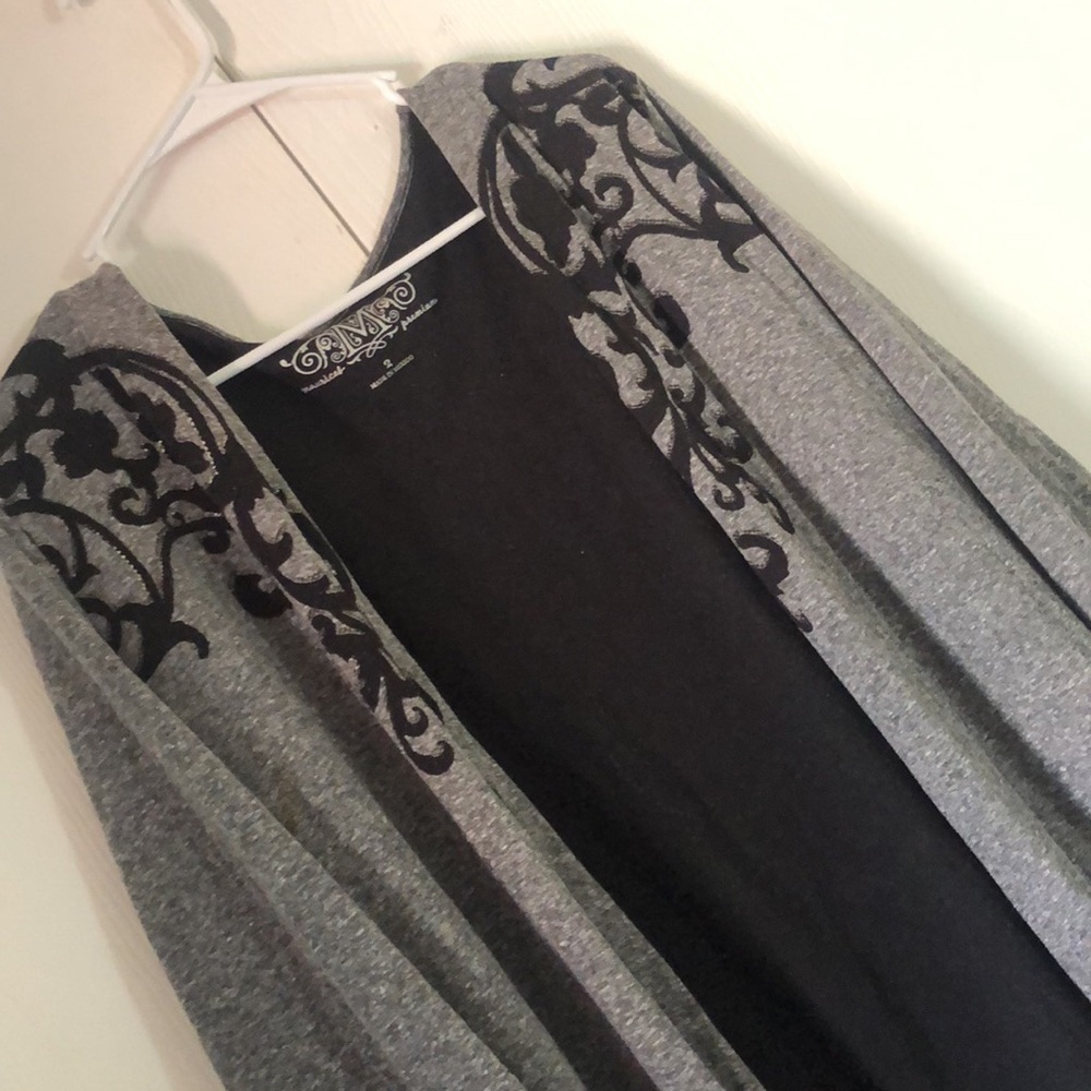 Woman’s fall Gray and Black Embroidered Women's cardigan kimono